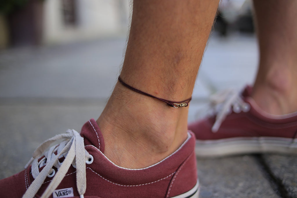 Cord anklet with clasp - Burgundy red with golden clasp